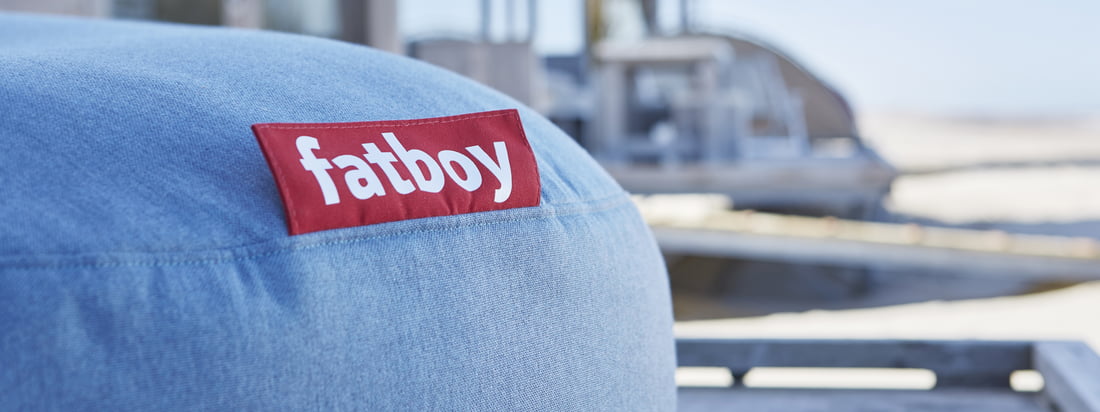 Fatboy ist bekannt für seine weltweit beliebten Design-Produkte, wie den original Sitzsack, Lamzac oder das Sitzkissen für den Outdoor-Bereich. Die fröhlichen Designs zaubern jedem ein Lächeln ins Gesicht.